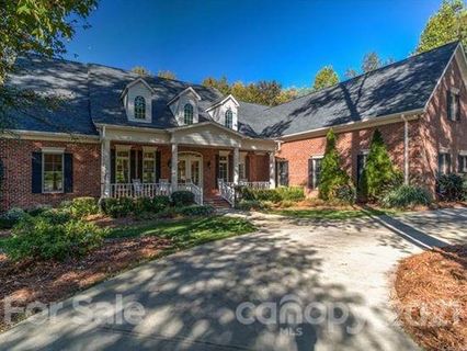 8800 Victory Gallop Court