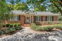 8433 Dunsinane Drive sold home in Charlotte, SC