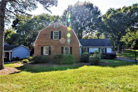 1322 Bonnie Lane