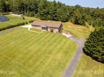 219 Glade Creek Drive sold home in Moser Home Place Estates, Taylorsville, NC