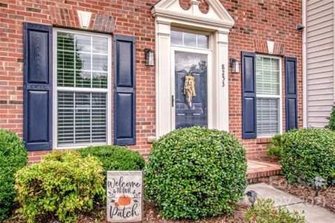 8253 Bridgegate Drive
