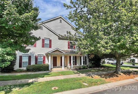 6210 Ginkgo Lane