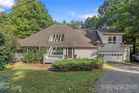 1202 Davis Mountain Road sold home in Davis Mountain Views, Hendersonville, NC