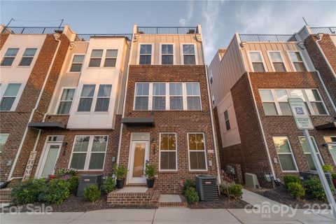264 Parkwood Avenue