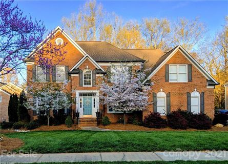 1715 Reverdy Oaks Drive sold home in Providence Manor, Matthews, NC