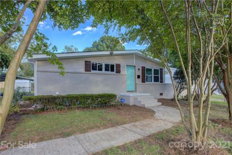 6125 Ingleside Drive