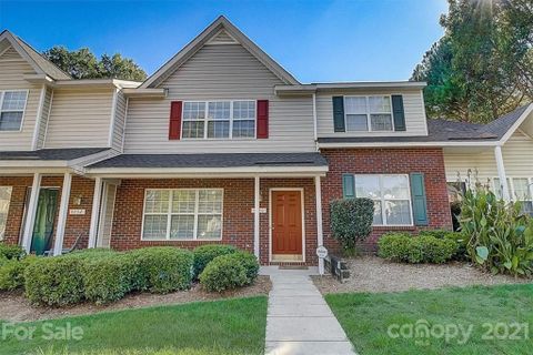 1750 Pergola Place