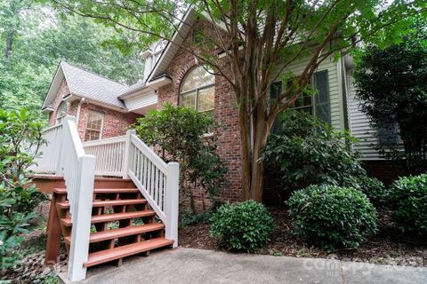 106 White Cedar Lane sold home in Cimarron Forest, Hendersonville, NC
