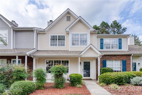 12709 Tucker Crossing Lane sold home in Roxborough, Charlotte, NC