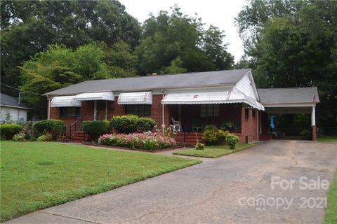 933 Druid Circle