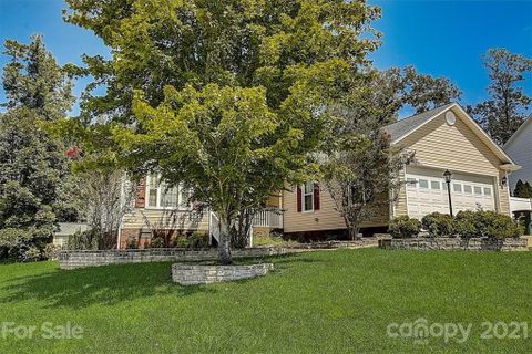 1685 Se Red Bird Circle