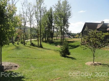 47 Chantilly Drive 11
