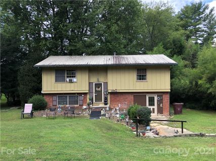 112 Maywood Road