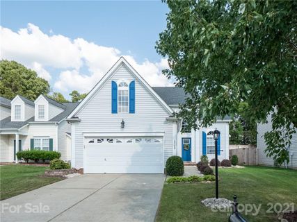 5720 Waverly Lynn Lane