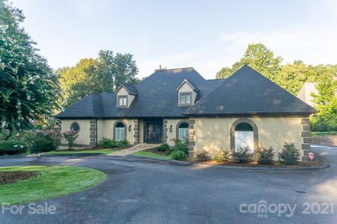 525 43rd Ave Court