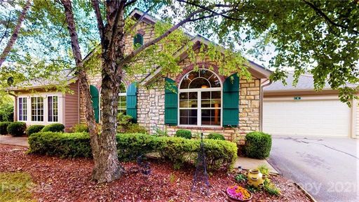 4 Mountain Meadow Circle