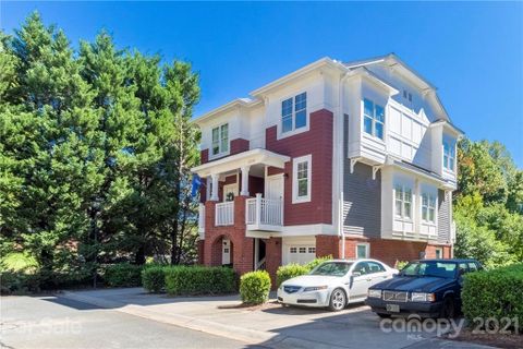 1309 Summit Greenway Court
