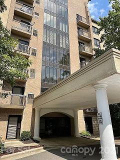 211 Heritage Boulevard 210