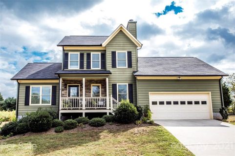 1676 Buffett Circle sold home in BERKSHIRE PLACE, Hickory, NC