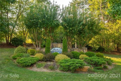 3303 Mountain Creek