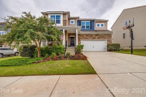 1482 Tomkins Knob Drive