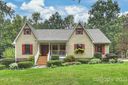 7952 Saddleview Court sold home in Charlotte, SC
