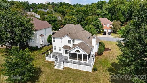 15922 Hollingbourne Road