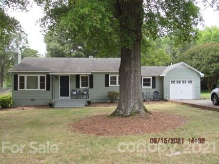 8008 Chapman Street sold home in Mcclure Acres, Charlotte, NC