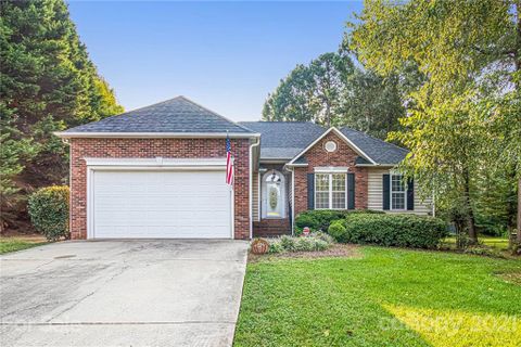 1544 Lavington Court