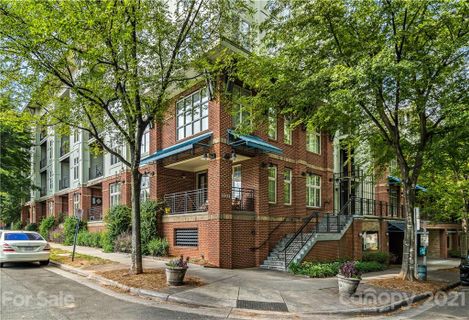 1101 W 1st Street 307