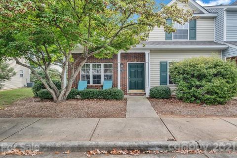 315 Deep Water Lane