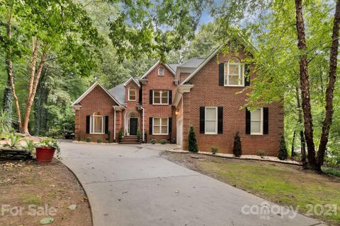 833 Amanda Drive