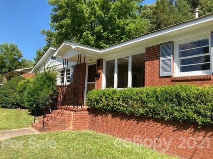 4709 Kipling Drive