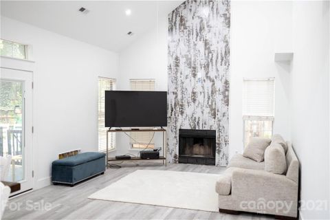 7208 Scarlet Runner Drive