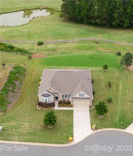 121 Ridgemont Lane