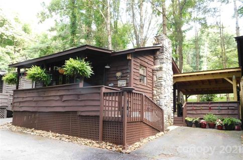 71 Sassafras Lane sold home in Timberline Cabins, Maggie Valley, NC