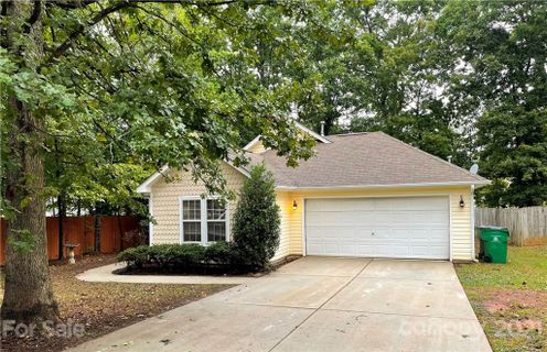 5830 Hogans Way Court