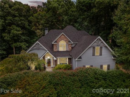 209 Clear Vista Circle sold home in Clear Vista, Asheville, NC