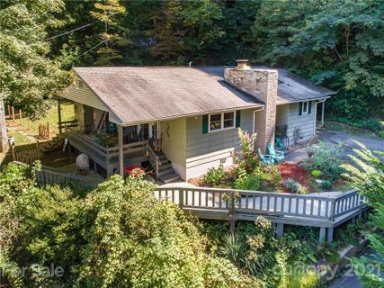 224 Highlands Loop