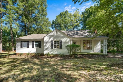 Previously sold for $440,000