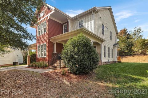 8006 Mynelle Court