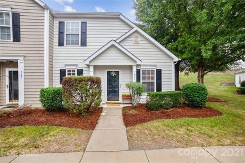 923 Heritage Parkway