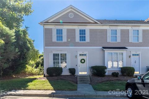 542 Goldstaff Lane