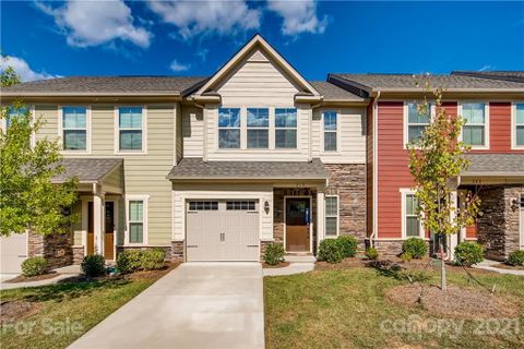 319 Pond Place Lane sold home in Park Meadows, Stallings, NC