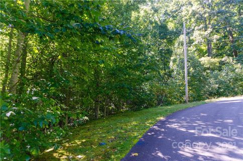 000 Deer Trail Drive Tr 3/2