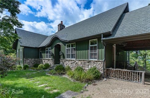 1737 Toxaway Drive