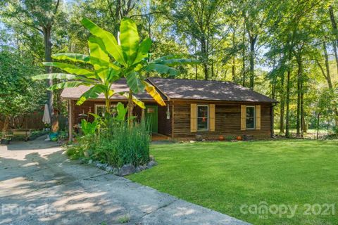 7439 Elwood Drive
