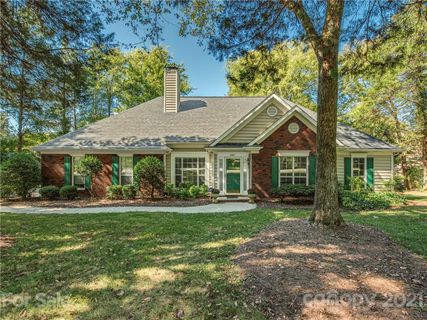 2627 Springs Drive sold home in Arboretum Crossing, Charlotte, NC