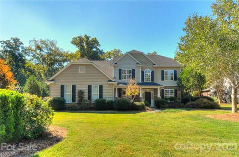 11023 King George Lane