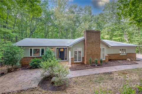 105 Oak Lane